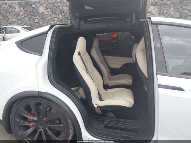 2023 TESLA MODEL X 7SAXCBE6XPF404940 Photo 7
