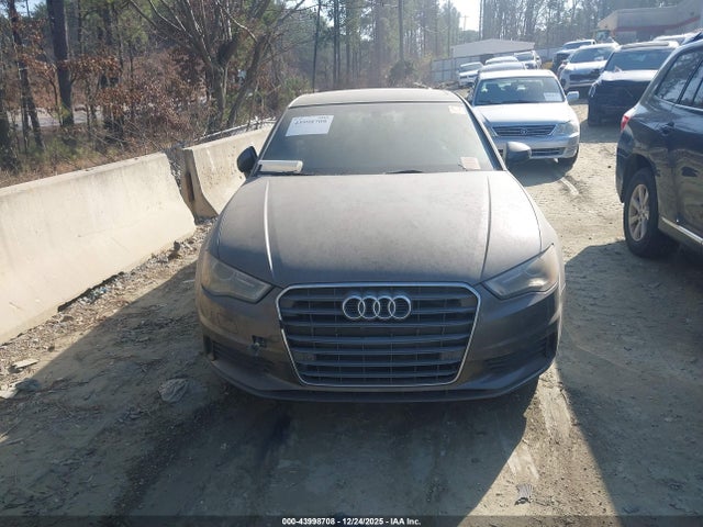 2016 Audi A3 1.8t Premium მანქანა იყიდება აუქციონზე, vin: WAUA7GFF1G1015077, აუქციონის ნომერი: 43998708