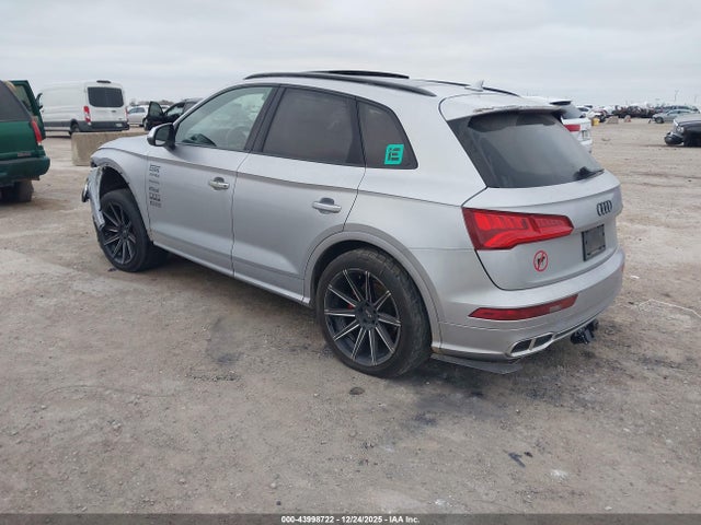 2018 AUDI SQ5 WA1C4AFYXJ2054233 Photo 2
