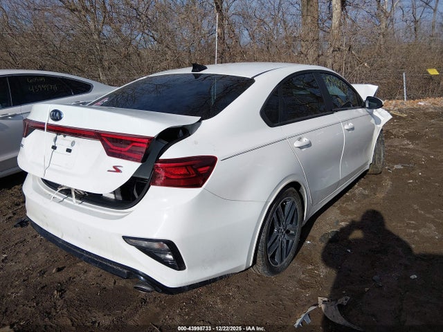 Продажа на аукционе авто 2019 Kia Forte S, vin: 3KPF34AD3KE113929, номер лота: 43998733