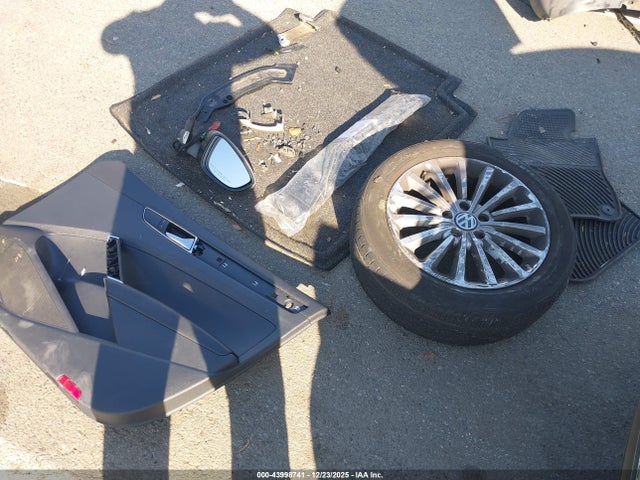 Продаж на аукціоні авто 2016 Volkswagen Passat 1.8t Se, vin: 1VWBT7A3XGC044563, номер лоту: 43998741