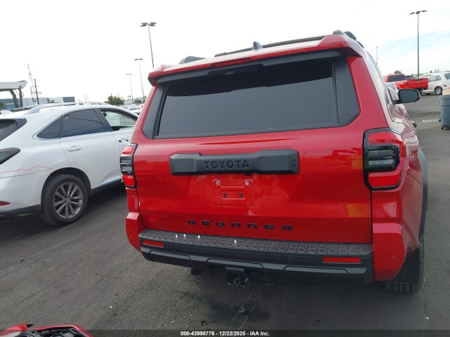 Toyota 4runner Trd Off Road Premium 2025 JTEVA5BR3S5043082 Image 17
