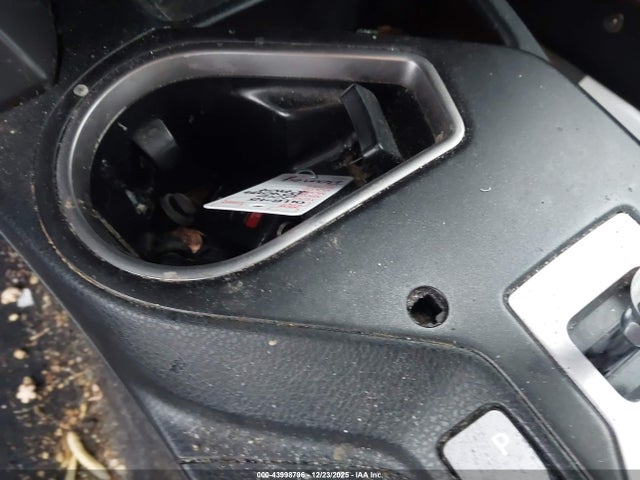 JTMRJREV6GD049932 Toyota Rav4 Hybrid Xle