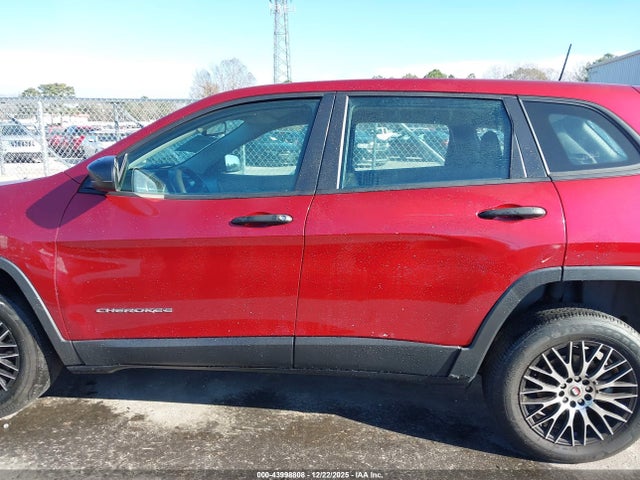 43998808 :رقم المزاد ، 1C4PJLAB9HD232064 vin ، 2017 Jeep Cherokee Sport Fwd مزاد بيع