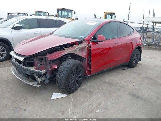 2021 TESLA MODEL Y 5YJYGDEE1MF061293 Photo 1