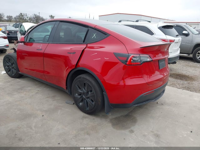 2021 TESLA MODEL Y 5YJYGDEE1MF061293 Photo 2
