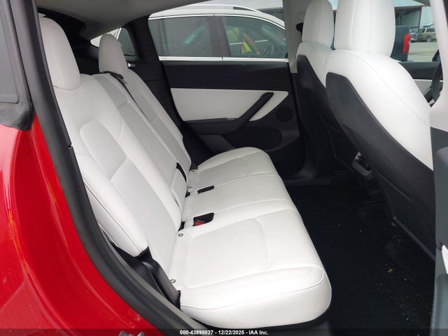 2021 TESLA MODEL Y 5YJYGDEE1MF061293 Photo 7
