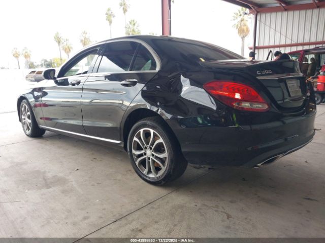 2015 MERCEDES-BENZ C 300 55SWF4KB6FU007428 Photo 2