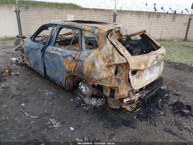 Aukcja sprzedaży 2014 Bmw X1 Xdrive28i, vin: WBAVL1C55EVY23475, numer aukcji: 43998875