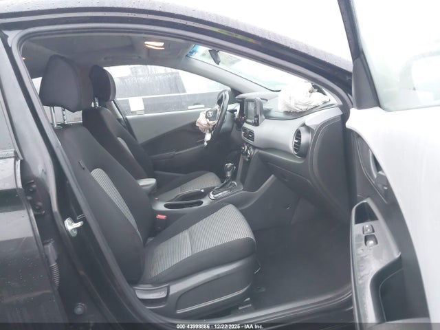 KM8K62AA2JU077114 Hyundai Kona Sel