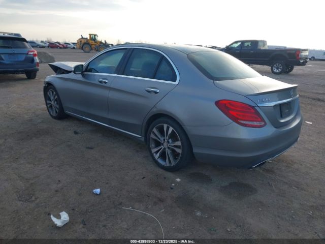 2015 MERCEDES-BENZ C 300 55SWF4JB9FU054924 Photo 2