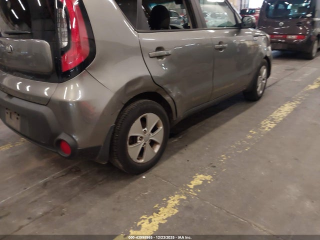 KNDJN2A29F7133423 KIA Soul !