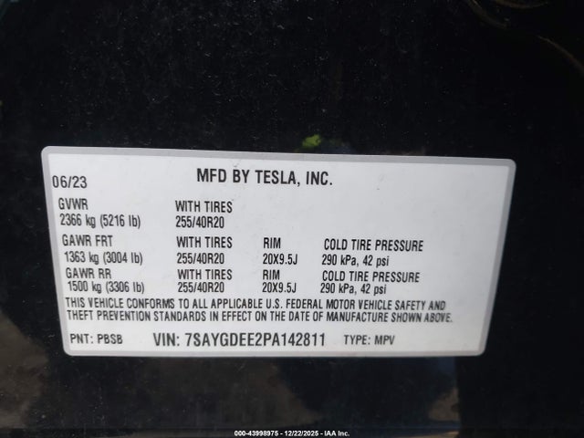 2023 TESLA MODEL Y 7SAYGDEE2PA142811 Photo 8
