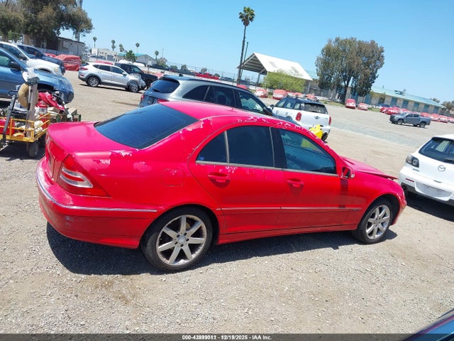 43999011 :رقم المزاد ، WDBRF40J83A484647 vin ، 2003 Mercedes-benz C 230 Kompressor Sport مزاد بيع