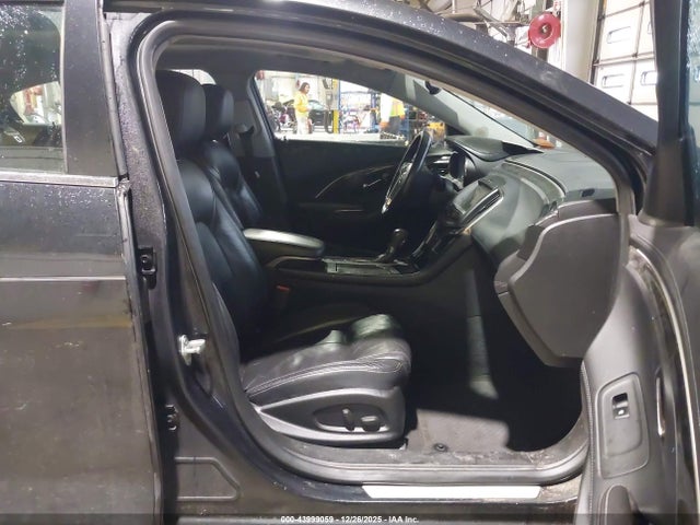 Buick Lacrosse Leather 2015 1G4GB5GR1FF150646 Image 5