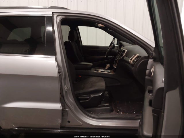 1C4RJFAG2GC496544 Jeep Grand Cherokee Laredo
