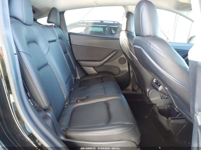 2021 TESLA MODEL Y 5YJYGAED5MF135675 Photo 7