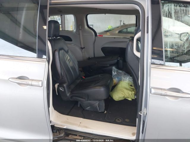 2020 CHRYSLER PACIFICA 2C4RC1BG9LR113843 Photo 7