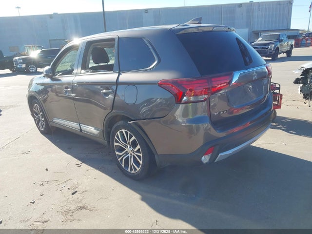 2018 MITSUBISHI OUTLANDER JA4AZ3A32JZ044738 Photo 2