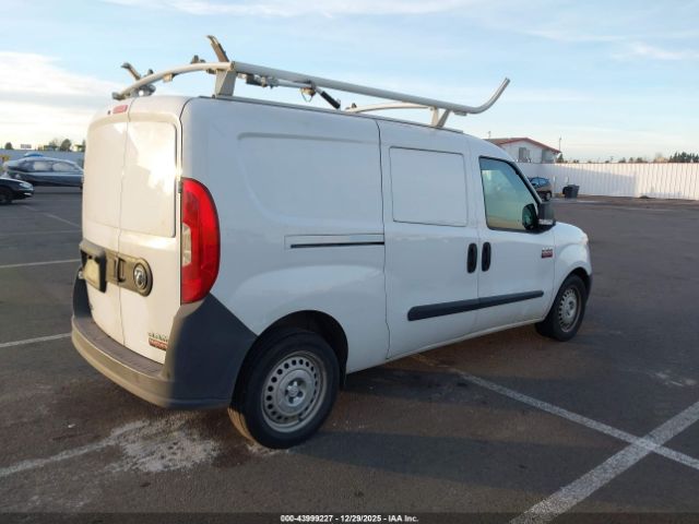 2018 RAM PROMASTER CITY ZFBERFAB9J6J36255 Photo 3