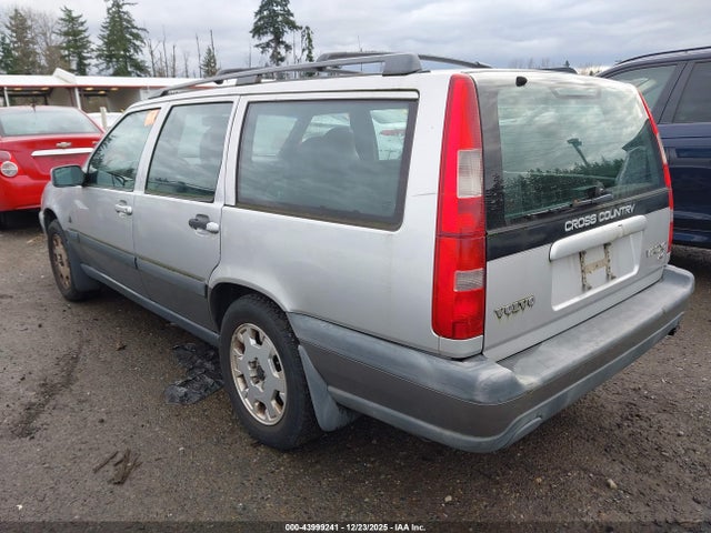 Продаж на аукціоні авто 2000 Volvo V70 Xc/xc Se, vin: YV1LZ56D7Y2683027, номер лоту: 43999241