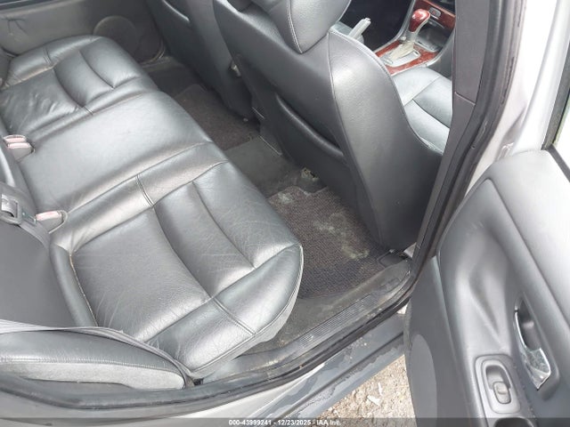 Auction sale of the 2000 Volvo V70 Xc/xc Se, vin: YV1LZ56D7Y2683027, lot number: 43999241