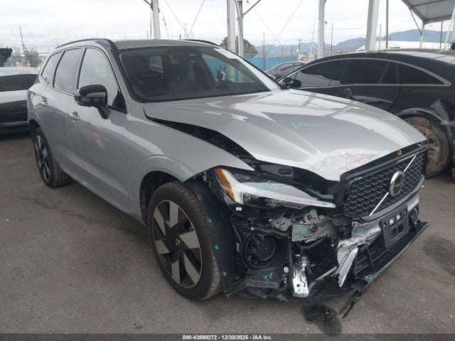 2025 VOLVO XC60 PLUG-IN HYBRID YV4H60RC0S1007619