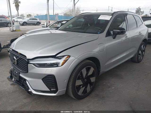 2025 VOLVO XC60 PLUG-IN HYBRID YV4H60RC0S1007619 Photo 1