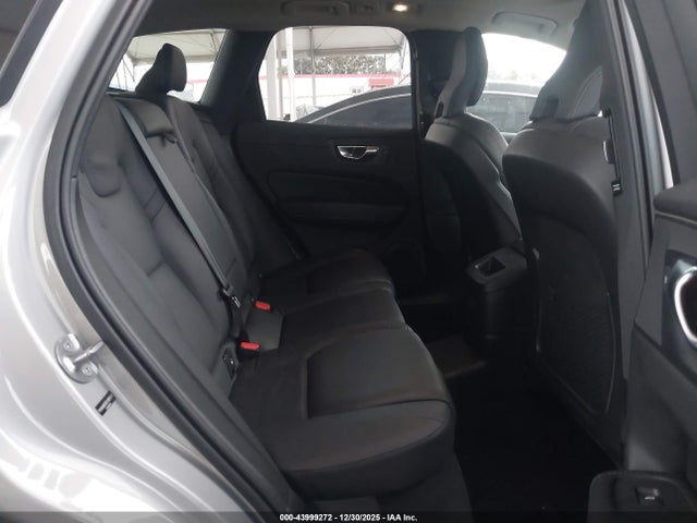 2025 VOLVO XC60 PLUG-IN HYBRID YV4H60RC0S1007619 Photo 7