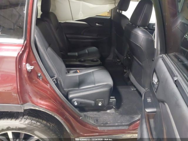 2017 TOYOTA HIGHLANDER 5TDJZRFH7HS424893 Photo 7