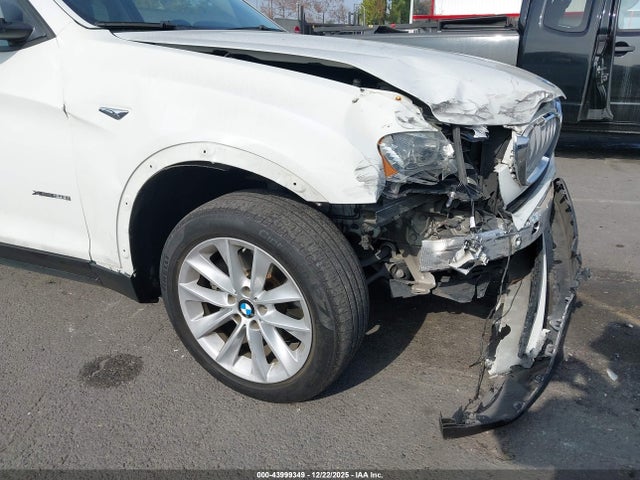 5UXWX9C5XG0D69736 BMW X3 Xdrive28i