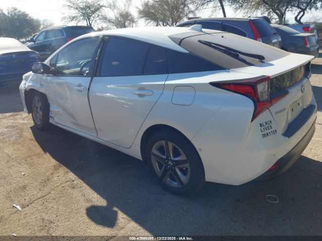 2020 TOYOTA PRIUS JTDKARFU8L3126016 Photo 2