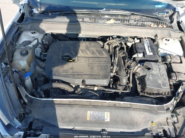 1FA6P0HD1G5121541 Ford FUSION SE