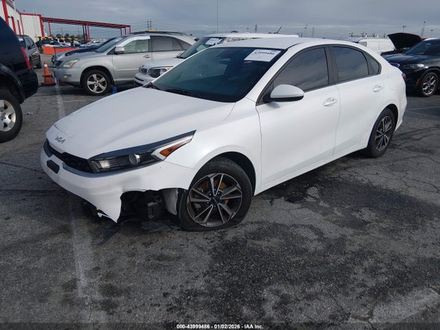KIA Forte Lxs 2022 3KPF24AD3NE454142 Image 2
