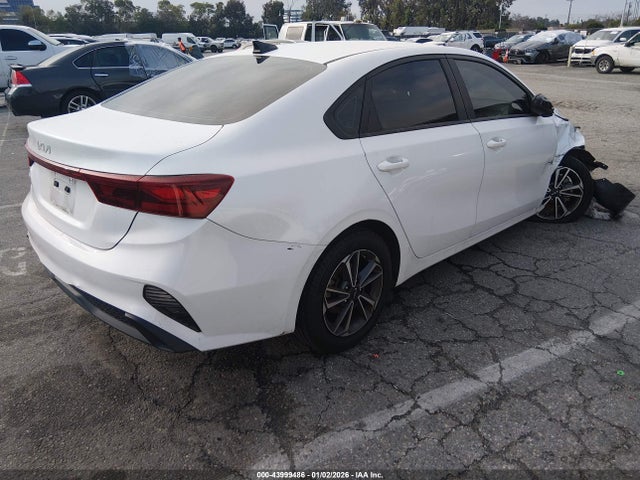 KIA Forte Lxs 2022 3KPF24AD3NE454142 Image 4