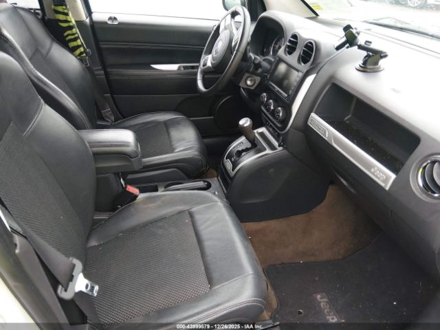 2017 JEEP COMPASS 1C4NJCEB5HD206661 Photo 4