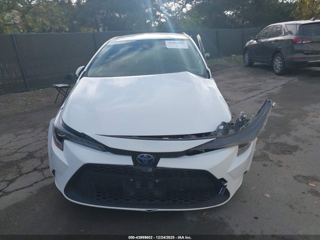 JTDEAMDE6N3009923 Toyota Corolla Hybrid Le