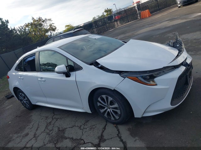 JTDEAMDE6N3009923 Toyota Corolla Hybrid Le