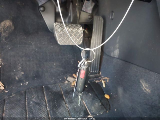 2018 VOLKSWAGEN BEETLE 3VWFD7AT4JM705489 Photo 10