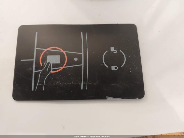 2021 TESLA MODEL 3 5YJ3E1EB7MF012832 Photo 10