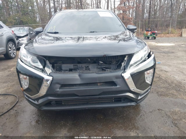 2018 MITSUBISHI ECLIPSE CROSS JA4AT4AA5JZ070627 Photo 5