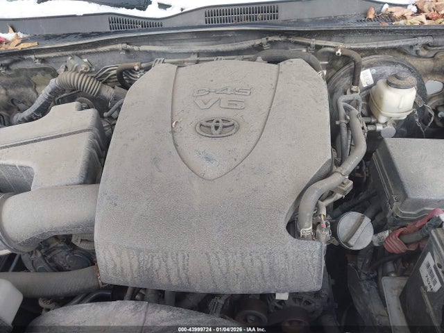 5TFSZ5AN7JX134230 Toyota Tacoma Sr5 V6