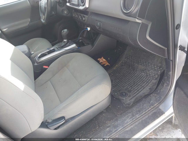 5TFSZ5AN7JX134230 Toyota Tacoma Sr5 V6