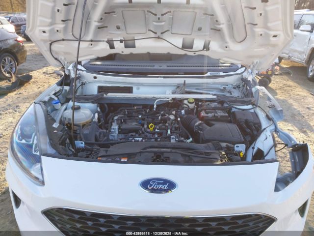 2022 FORD ESCAPE 1FMCU0G60NUB83844 Photo 9