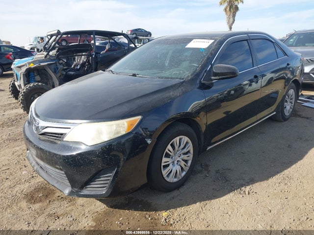 Toyota CAMRY LE 2014 4T1BF1FK2EU311253 Image 2