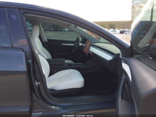 2021 TESLA MODEL 3 5YJ3E1EA9MF059271 Photo 4