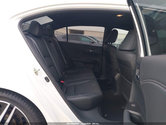 1HGCR2F64GA133389 Honda Accord Sport