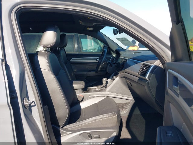 2021 VOLKSWAGEN ATLAS CROSS SPORT 1V2CE2CA5MC229808 Photo 4