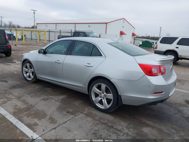 2015 CHEVROLET MALIBU 1G11G5SX7FF308241 Photo 2