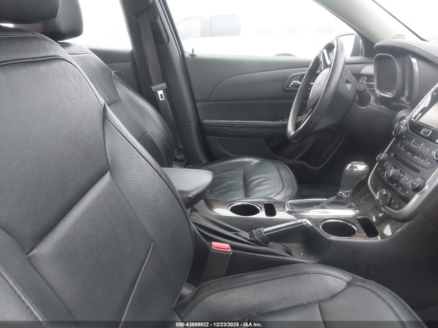 2015 CHEVROLET MALIBU 1G11G5SX7FF308241 Photo 4